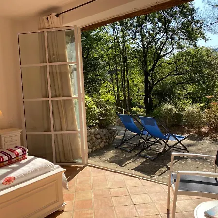 Luberon's Hidden Gem Oppede